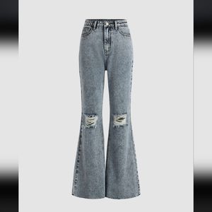 NWT Demim Ripped Flair Jeans
